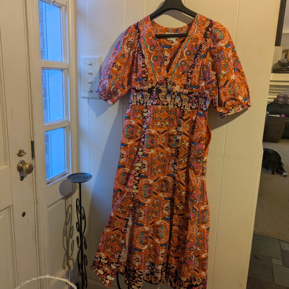 Elegant Orange Patterned Maxi Dress